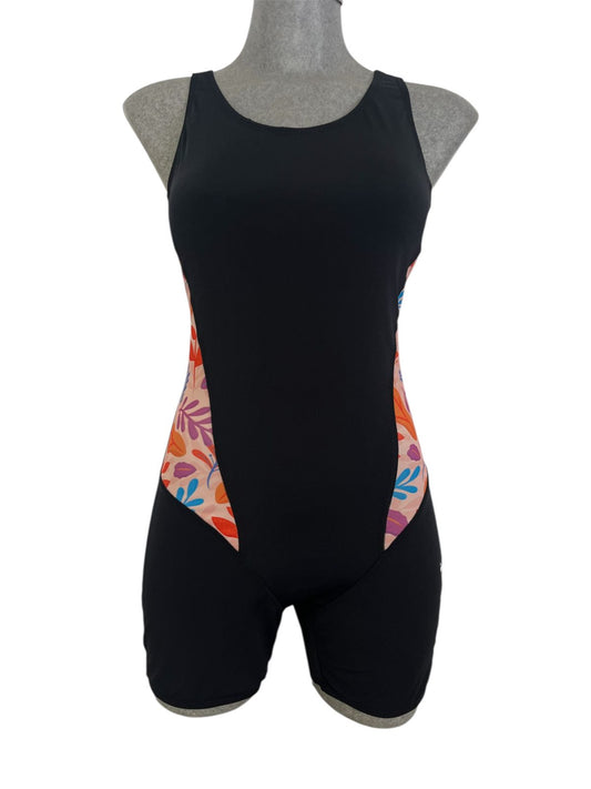 HYDRO negro estampado coral